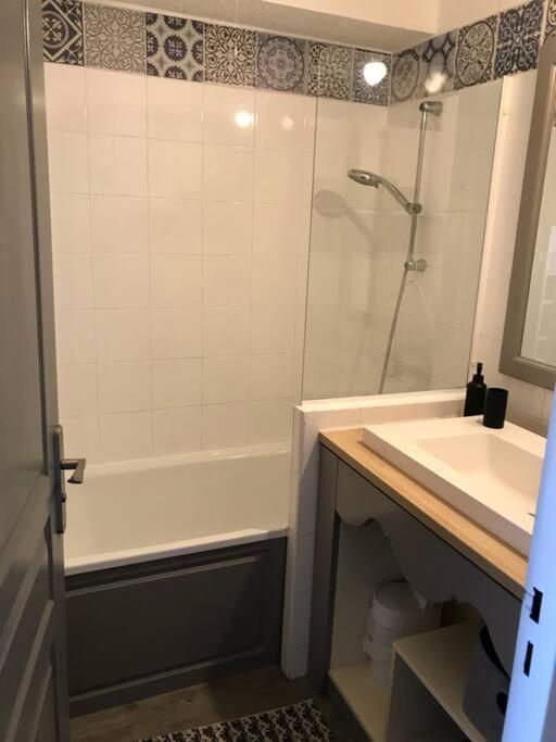Les Issambres Superbe Studio Avec Terrasse Roquebrune-sur Argens Esterno foto